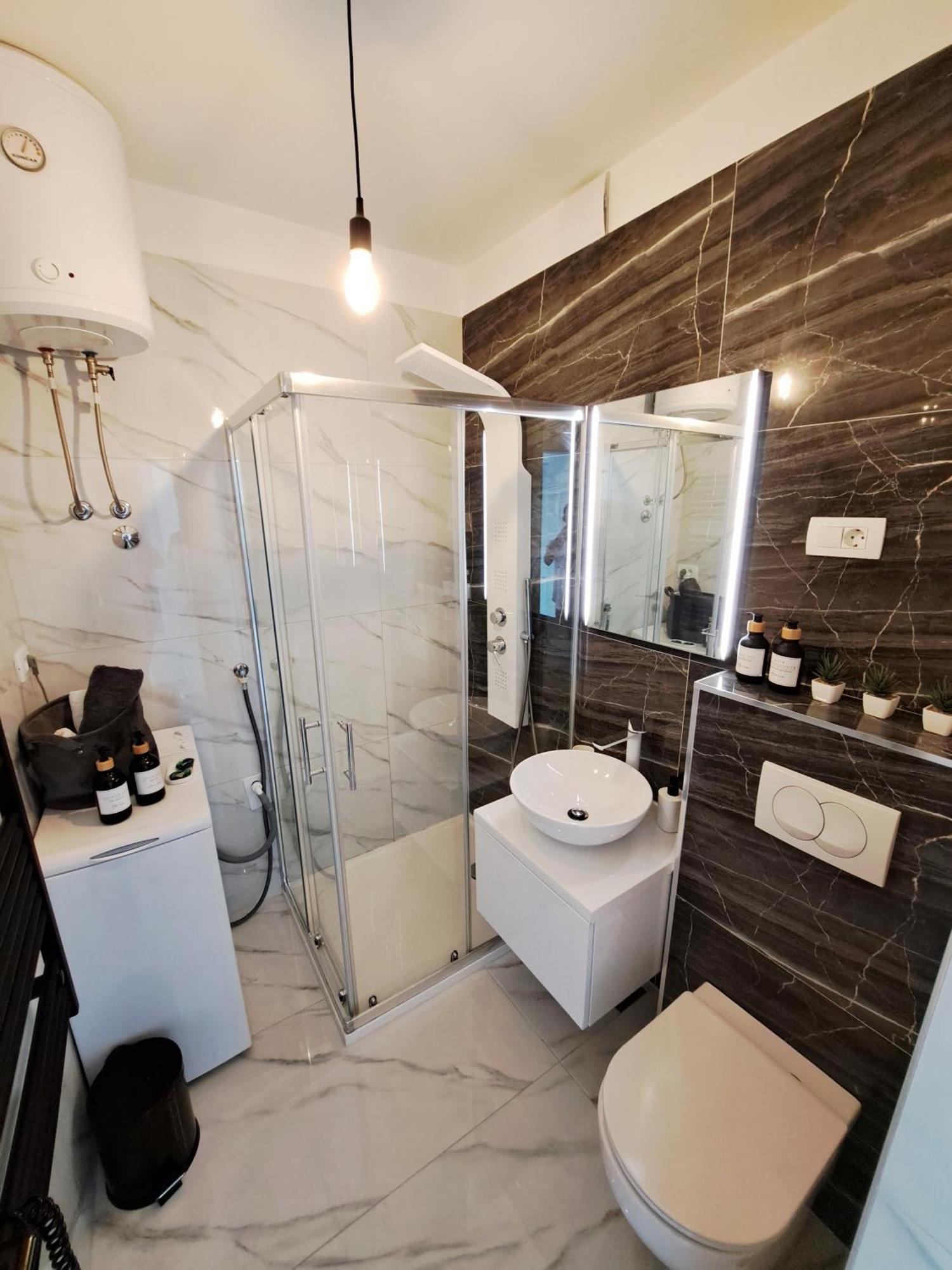 New! Top Apartment, Split View From Above מראה חיצוני תמונה