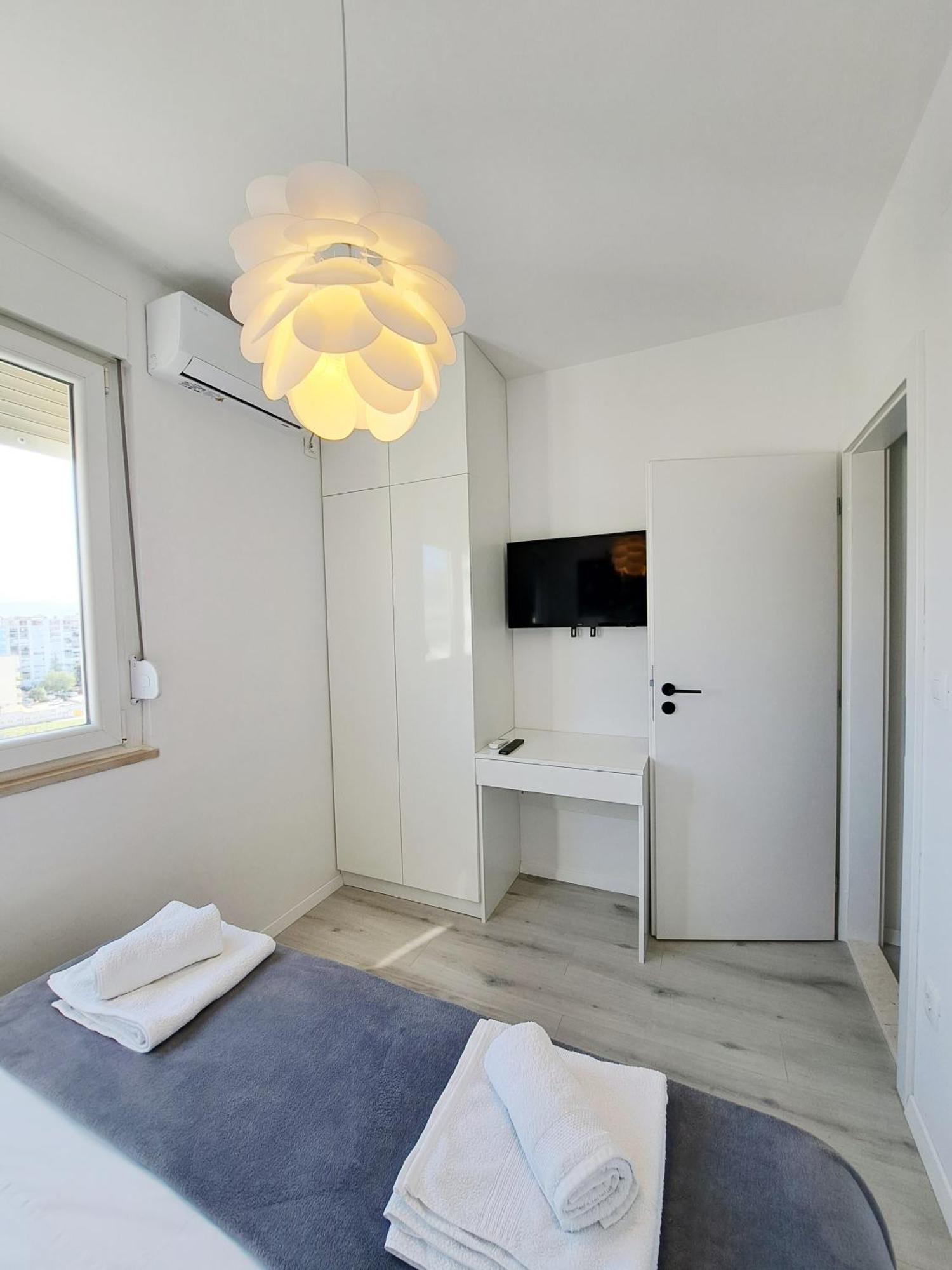 New! Top Apartment, Split View From Above מראה חיצוני תמונה