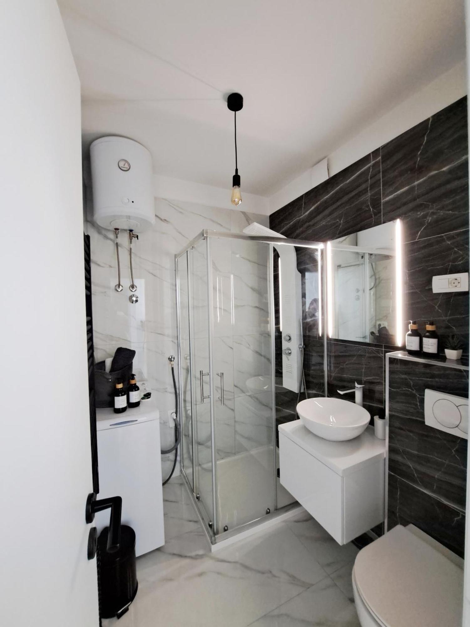 New! Top Apartment, Split View From Above מראה חיצוני תמונה
